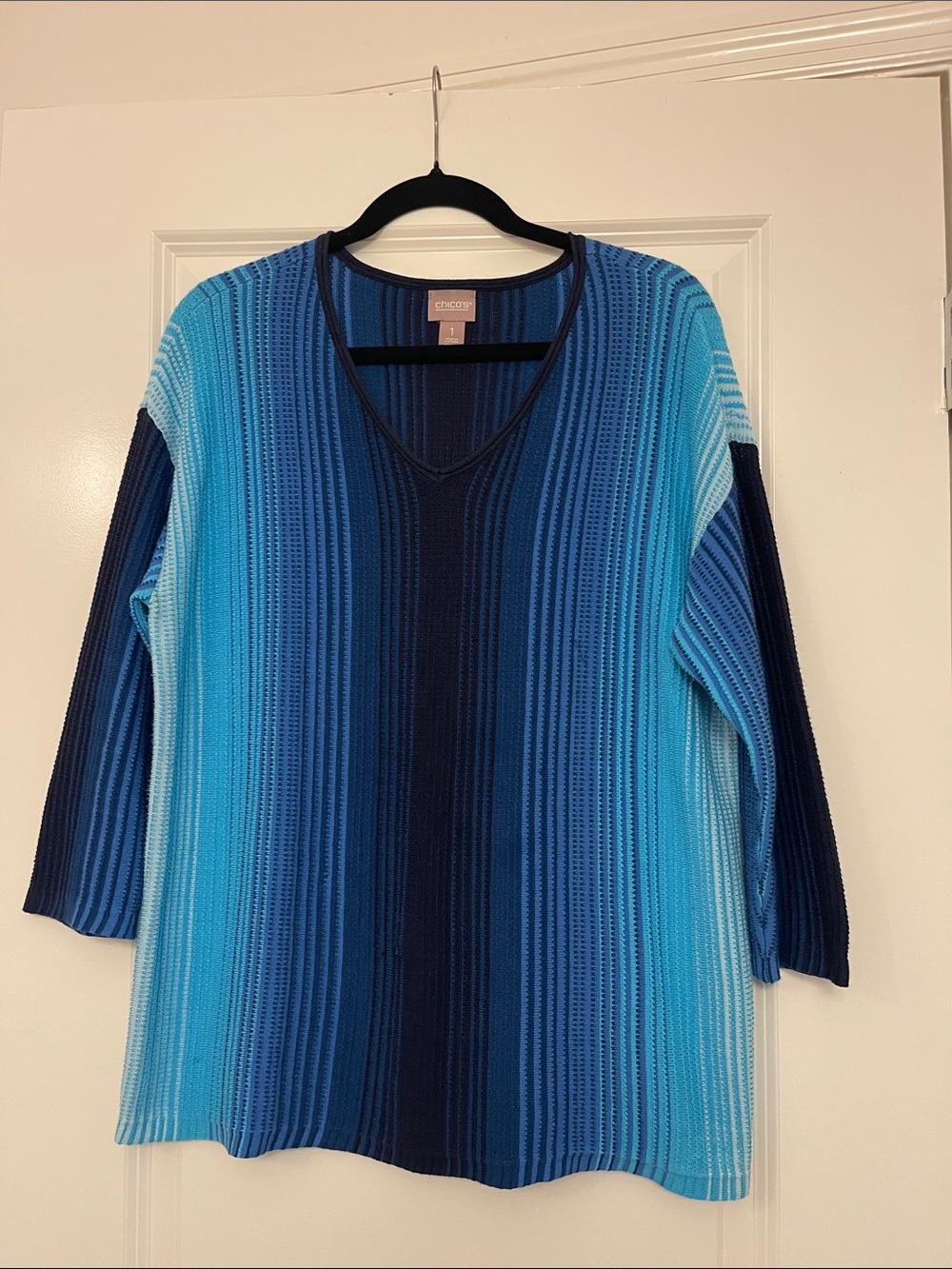 Chico's Blue Gradient V-Neck Ribbed Tunic